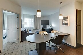 Sonesta Simply Suites Miami Airport Doral