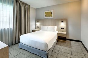 Sonesta Simply Suites Miami Airport Doral