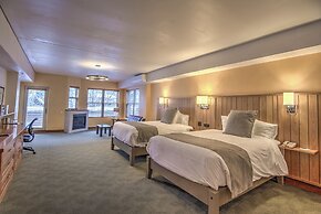 Camel's Garden Hotel
