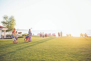 Inn at Bay Harbor, Autograph Collection