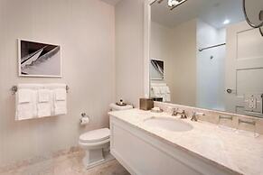 Inn at Bay Harbor, Autograph Collection