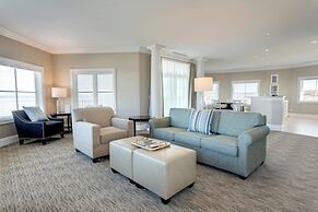 Inn at Bay Harbor, Autograph Collection