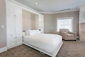 Inn at Bay Harbor, Autograph Collection