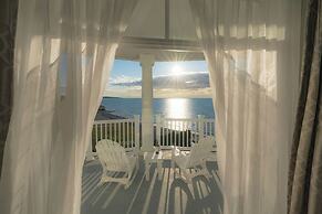 Inn at Bay Harbor, Autograph Collection