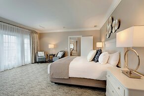 Inn at Bay Harbor, Autograph Collection