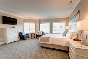 Inn at Bay Harbor, Autograph Collection