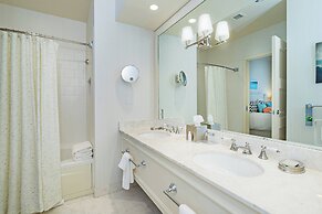 Inn at Bay Harbor, Autograph Collection