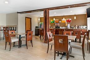 Quality Inn Grand Rapids South-Byron Center