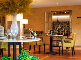 Sofitel Saigon Plaza