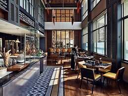 Sofitel Saigon Plaza