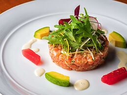 Sofitel Saigon Plaza