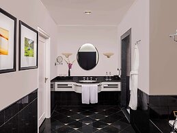 Sofitel Saigon Plaza