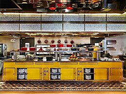 Sofitel Saigon Plaza