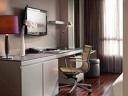 Sofitel Saigon Plaza