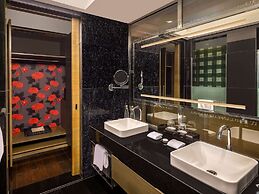 Sofitel Saigon Plaza