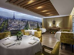 Sofitel Saigon Plaza