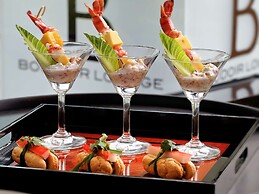 Sofitel Saigon Plaza