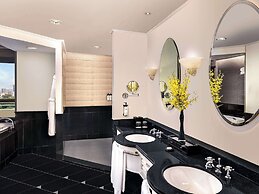 Sofitel Saigon Plaza