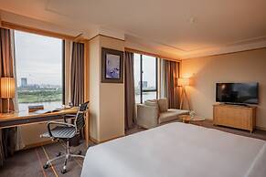 Renaissance Riverside Hotel Saigon