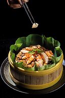 Renaissance Riverside Hotel Saigon