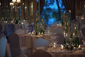 Renaissance Riverside Hotel Saigon