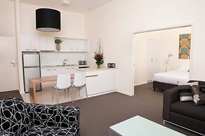 Majestic Old Lion Apartments