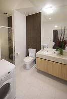 Majestic Old Lion Apartments