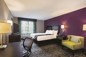 La Quinta Inn & Suites by Wyndham Clearwater South