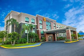 La Quinta Inn & Suites by Wyndham Clearwater South