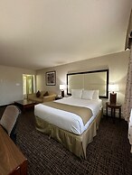 Coast Fort St. John Hotel