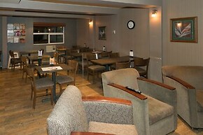 Coast Fort St. John Hotel