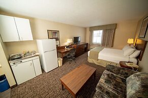 Coast Fort St. John Hotel