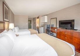 Coast Fort St. John Hotel
