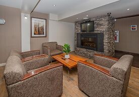 Coast Fort St. John Hotel