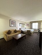 Coast Fort St. John Hotel