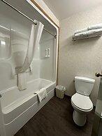 Coast Fort St. John Hotel