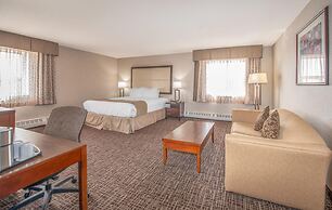 Coast Fort St. John Hotel