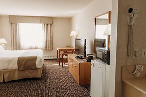 Coast Fort St. John Hotel