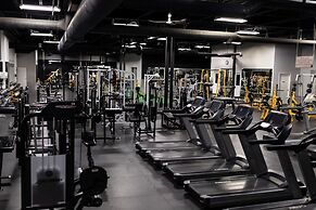 Coast Fort St. John Hotel