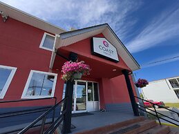 Coast Fort St. John Hotel