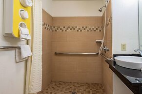 Motel 6 Rocky Mount, NC