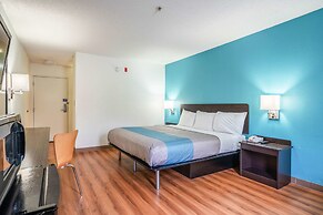 Motel 6 Rocky Mount, NC