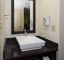 Red Roof Inn PLUS+ Columbus Downtown-Convention Center