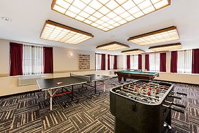 Red Roof Inn PLUS+ Columbus Downtown-Convention Center