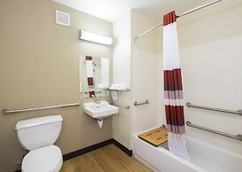 Red Roof Inn PLUS+ Columbus Downtown-Convention Center