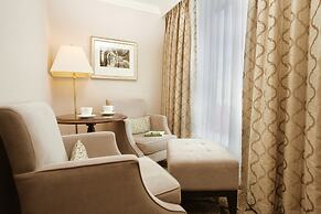 The Magnolia Hotel and Spa