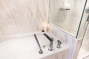 The Magnolia Hotel and Spa