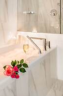 The Magnolia Hotel and Spa