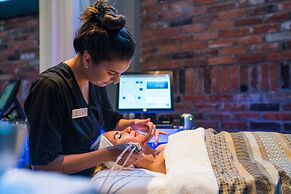 The Magnolia Hotel and Spa