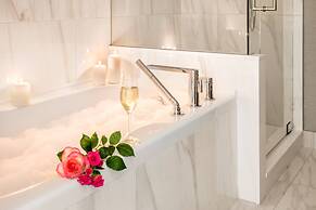 The Magnolia Hotel and Spa